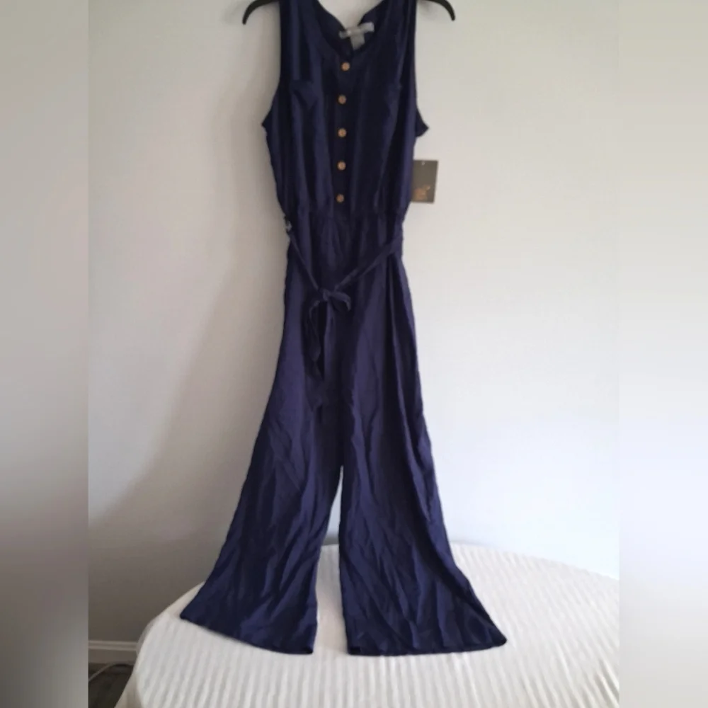 Navy Sleeveless Jumpsuit Size XL - Picture 10 of 10
